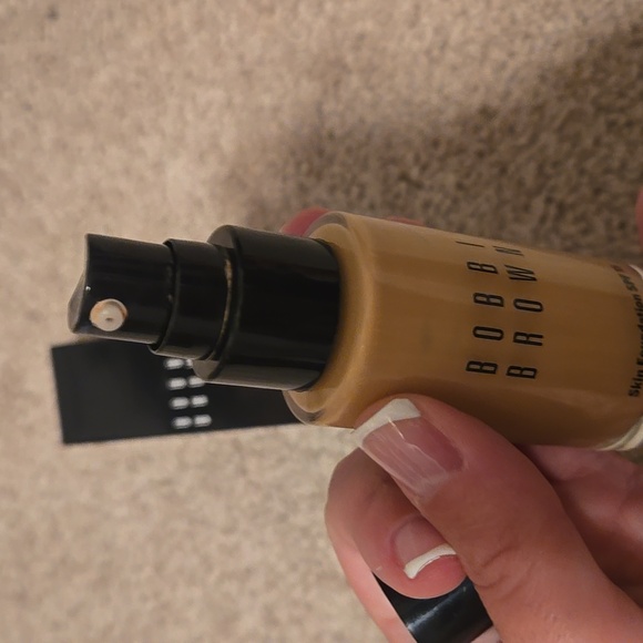 2 Bobbi Brown Skin Foundations - Picture 6 of 6